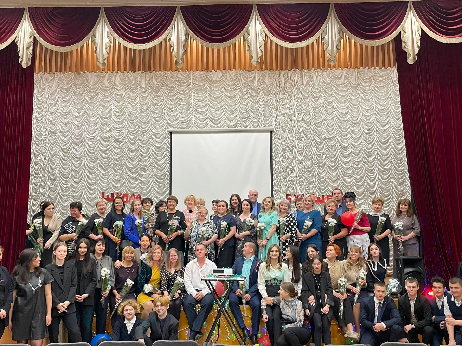 KTMqTdpIt6I.jpg